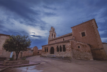 Una plaza del pasado_Aitor Monge Garca