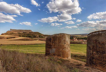 HISTORIA ANTIGUA ENTRE PALOMARES_Elian Izquierdo Crespo